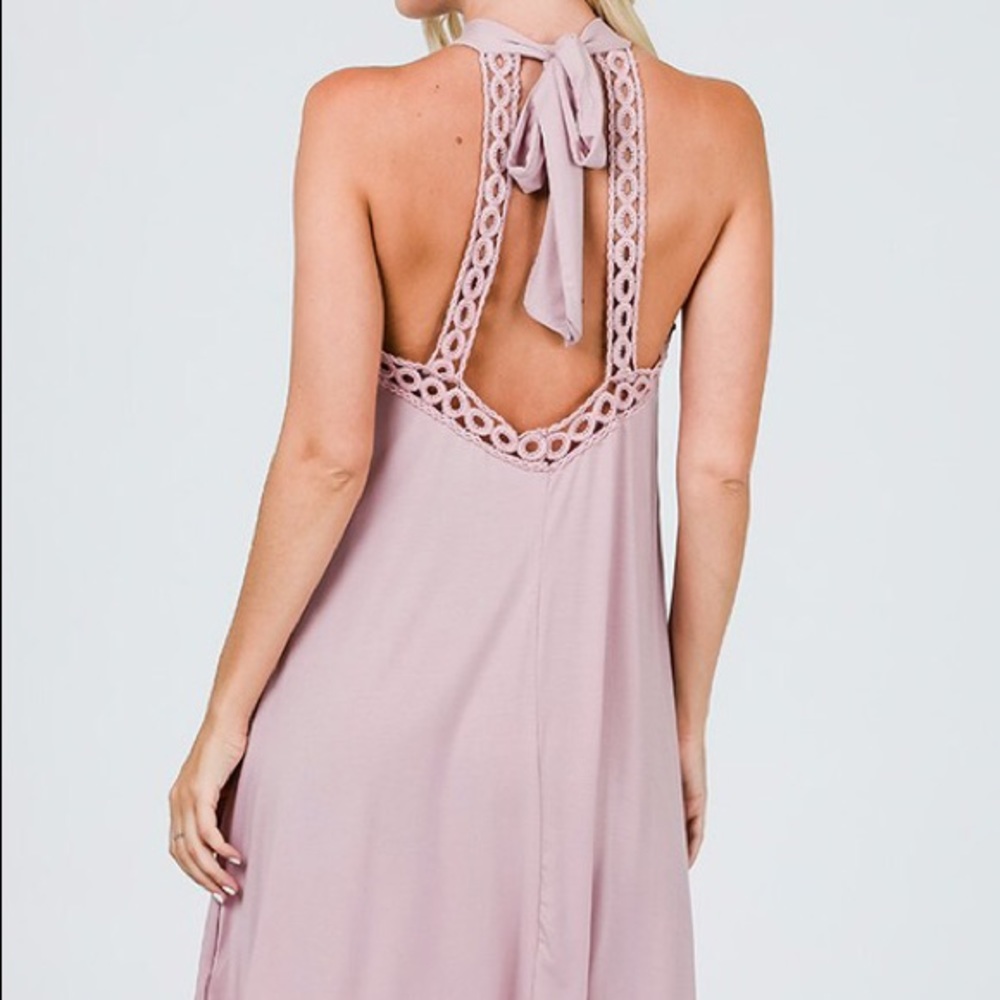 NWT McKenzie Halter Neck Crochet Lace Dress